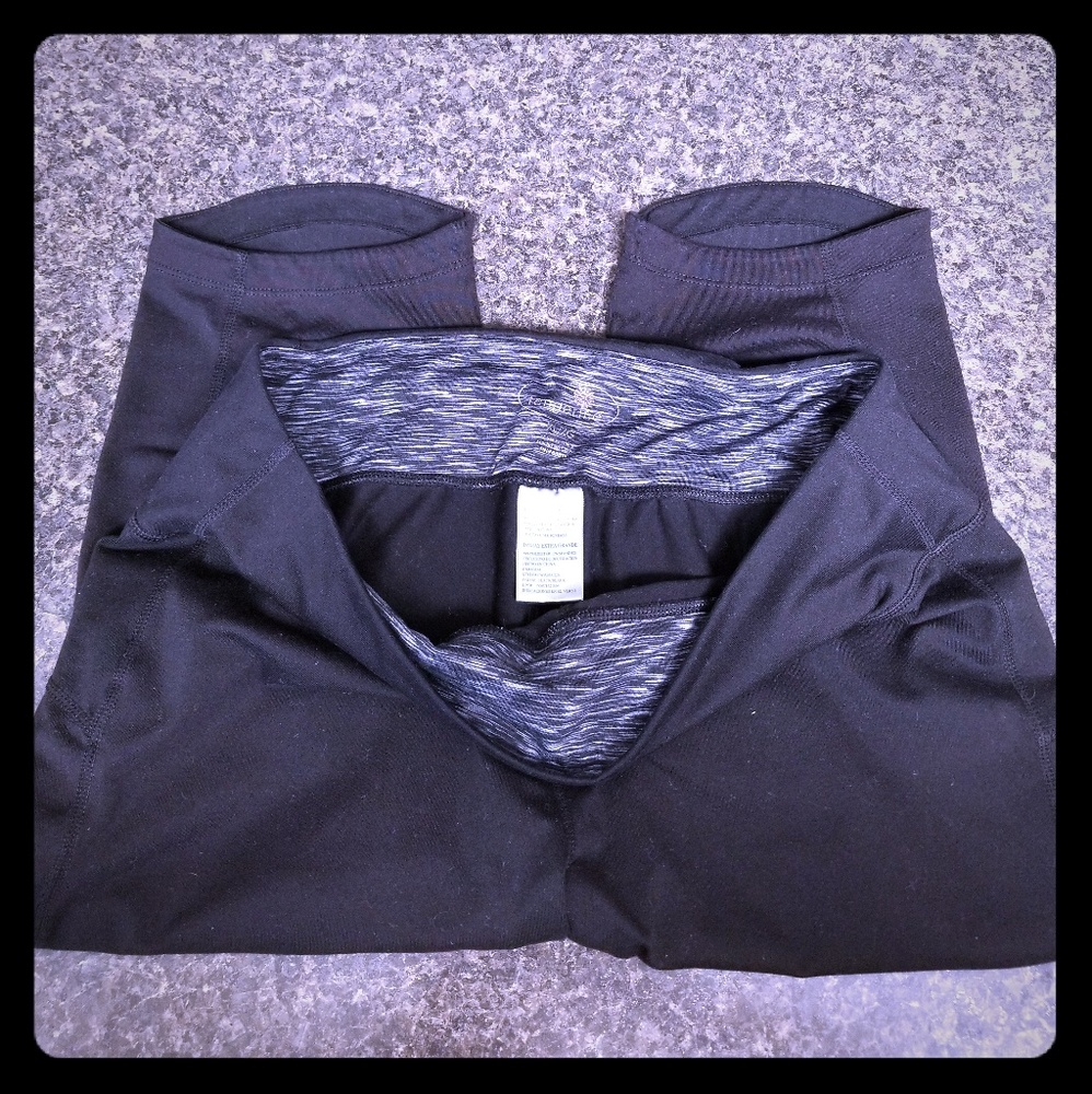 Black Yoga Pants/ Exercise Bottoms 🥳🥳